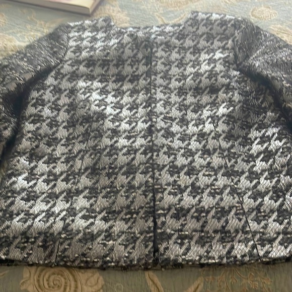 Gorgeous JCrew size 8 jacket silver metallic threads with grey and black fabric